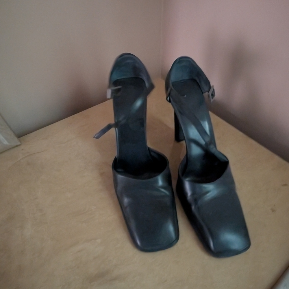 Gucci Black Square-Toe Ankle-Strap Block Heels